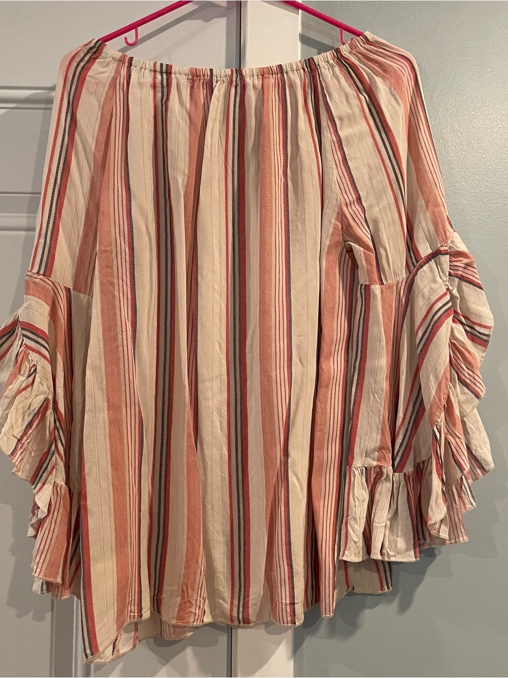 Fever Blouse with ruffle sleeves Size Medium - Picture 5 of 5
